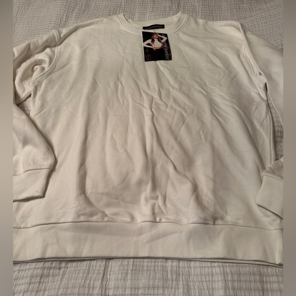 Naked Wardrobe Boxy Relax Fit Sweatshirt - NWT - Size L - Picture 3 of 10